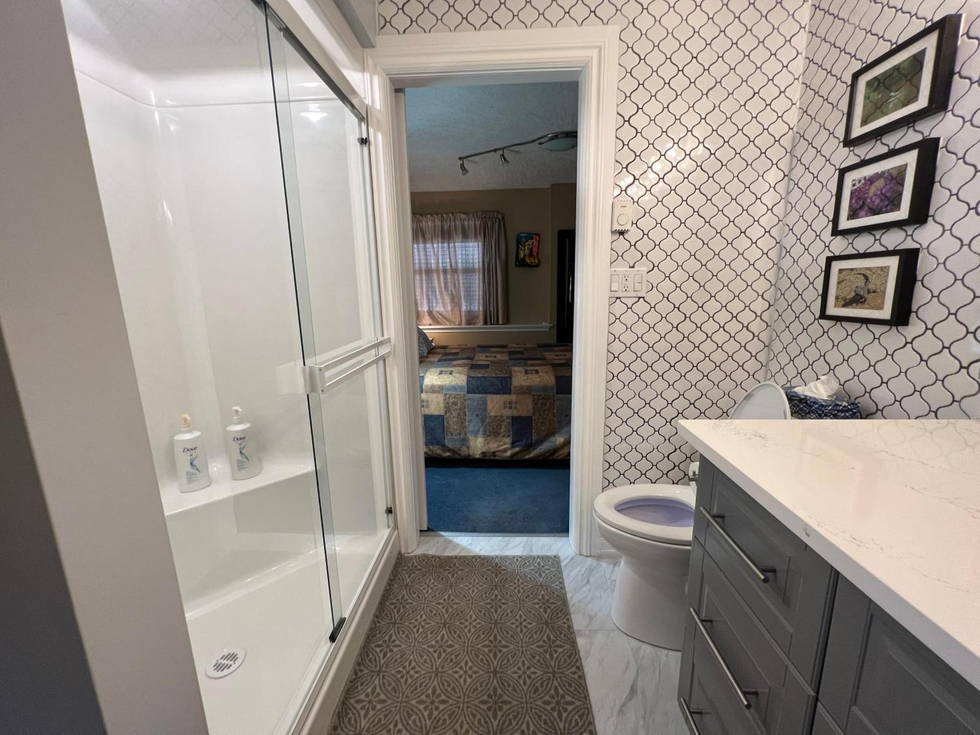 Little Bear Garden View Suites-Hummingbird Royston Bagian luar foto