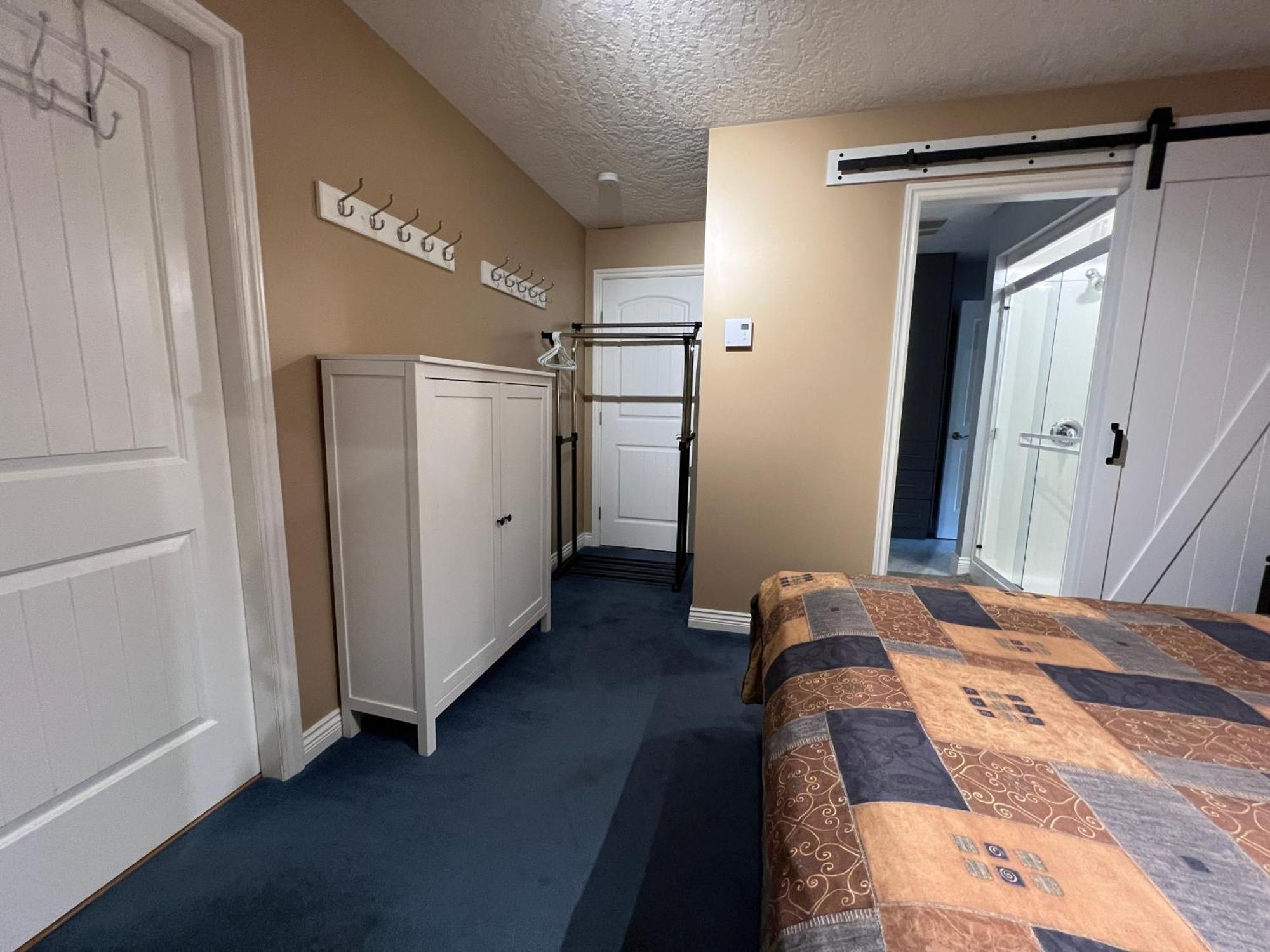 Little Bear Garden View Suites-Hummingbird Royston Bagian luar foto